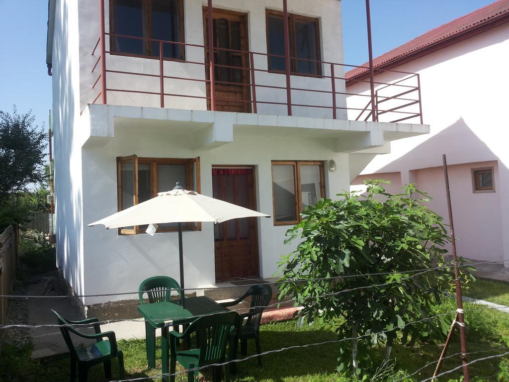 אפורי נורד Apartamente Rodica מראה חיצוני תמונה